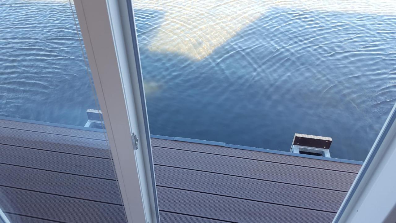 House Boat - Floating House Sofia 호텔 PUY 외부 사진