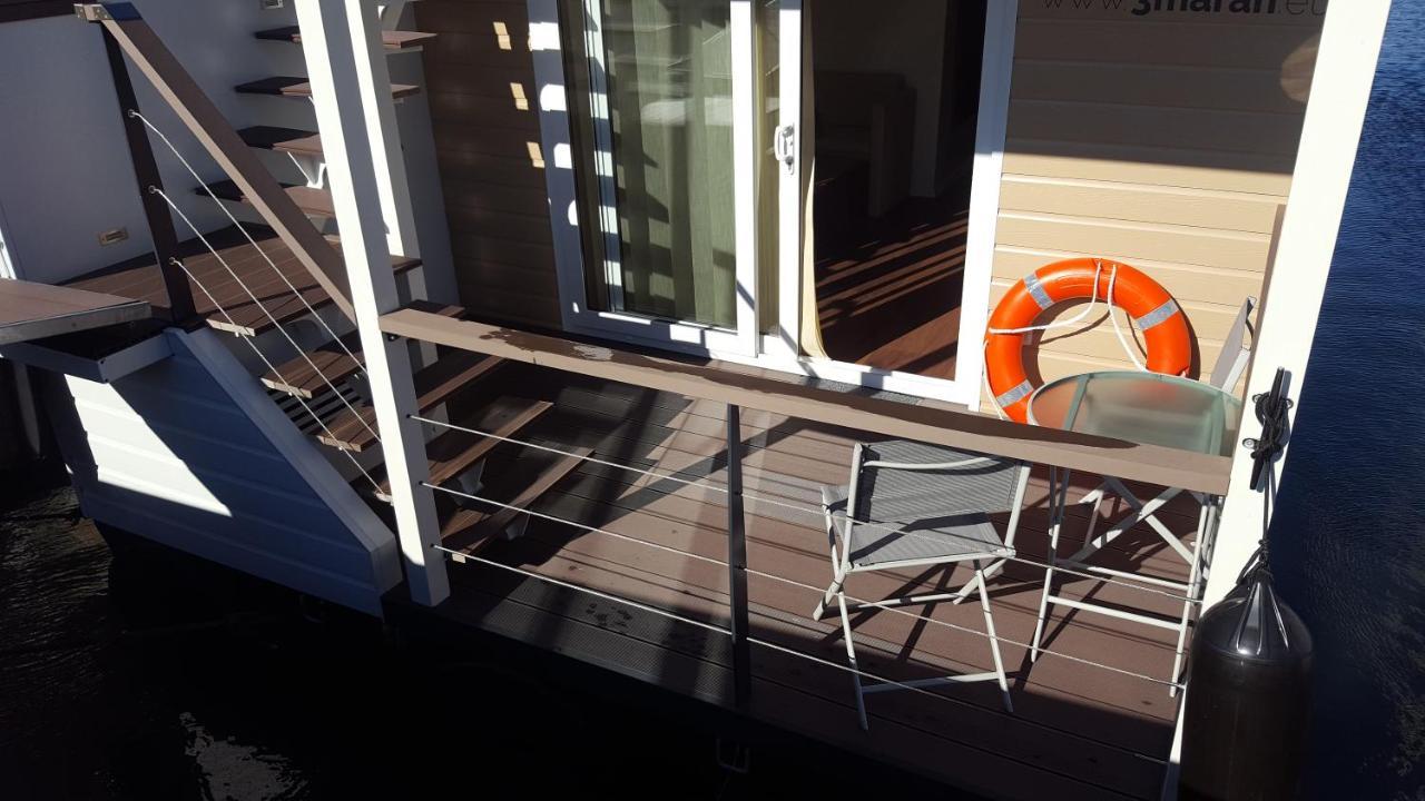 House Boat - Floating House Sofia 호텔 PUY 외부 사진