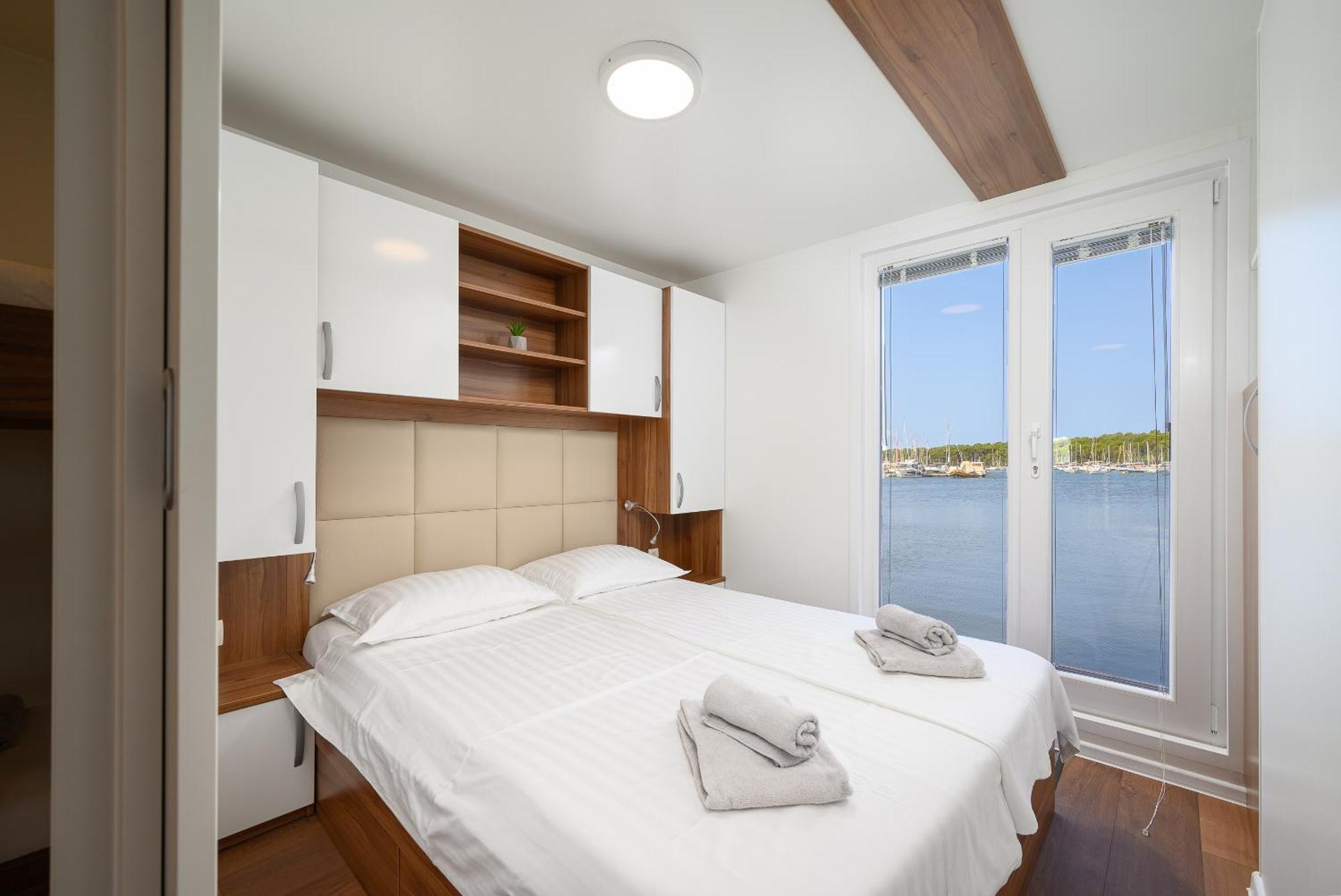 House Boat - Floating House Sofia 호텔 PUY 외부 사진